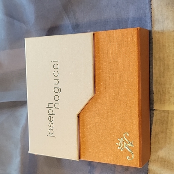 Joseph Nogucci Wrist Wrap Bracelet, NWT, in orig.box,Rare,never worn - Picture 3 of 10